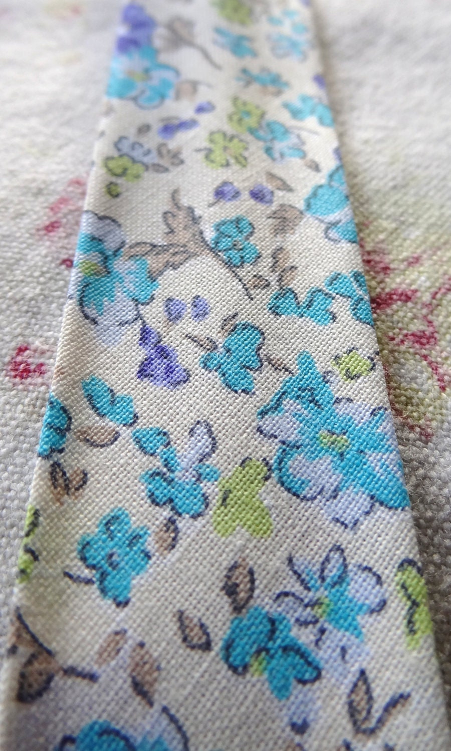 Floral bias binding