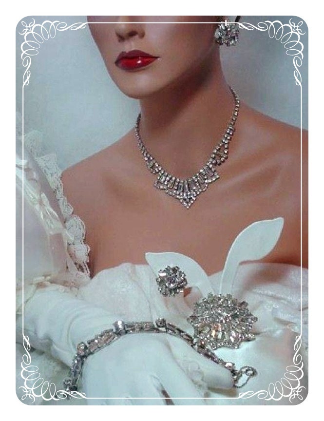 Juliana Rhinestone Parure Unique Vintage Blazing Hot Clear D&E  538a-060807110