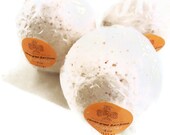 Handcrafted Bath Bomb - IRISH OATS bath bomb - made with real Irish oatmeal