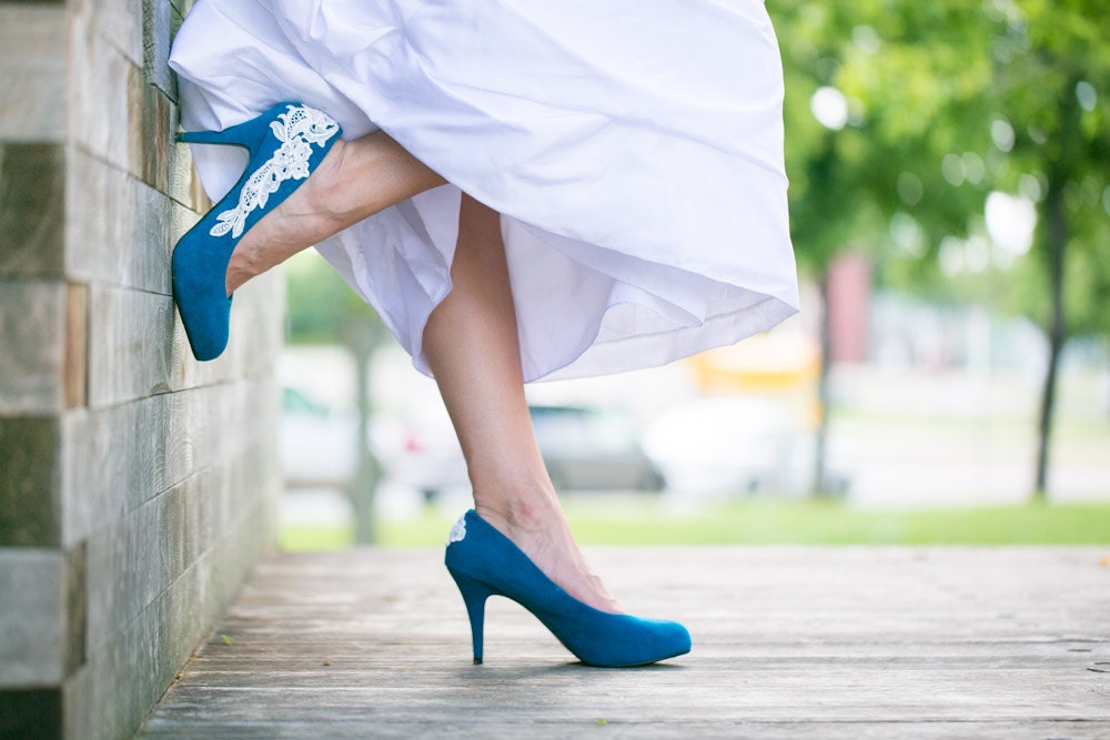 Teal Wedding Shoes, Teal Blue Bridal Heels, Teal Heels with Ivory Lace. US Size 8