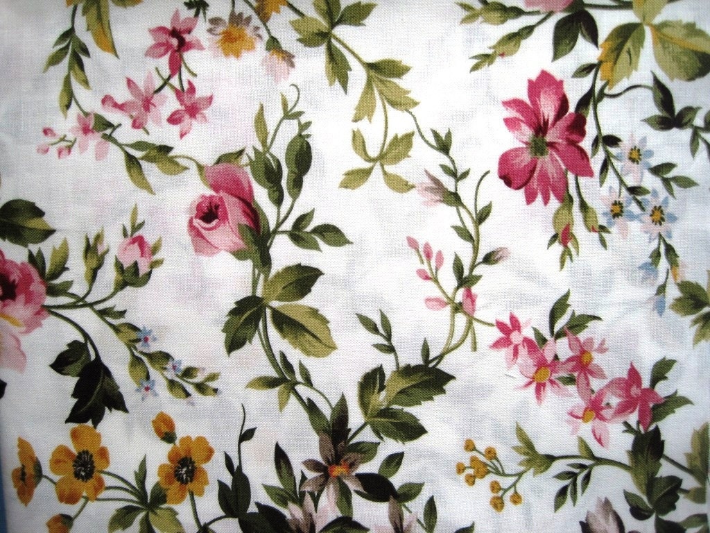 Wild Rose Foral Fabric, Fat Quarter, Multicolor / White, 18" X 22" inches, 100% Cotton, For Victorian & Romantic Projects