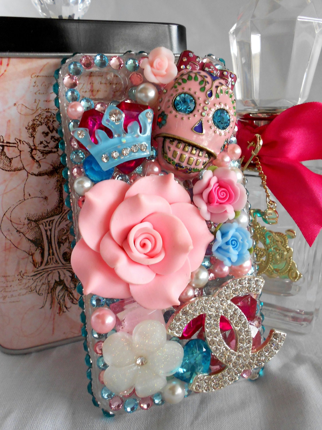 Betsey Johnson Day of the Dead Sugar Skull iphone 4s & 4g Bling Inspired Case Cover
