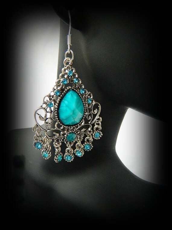 Chandelier earrings blue accents