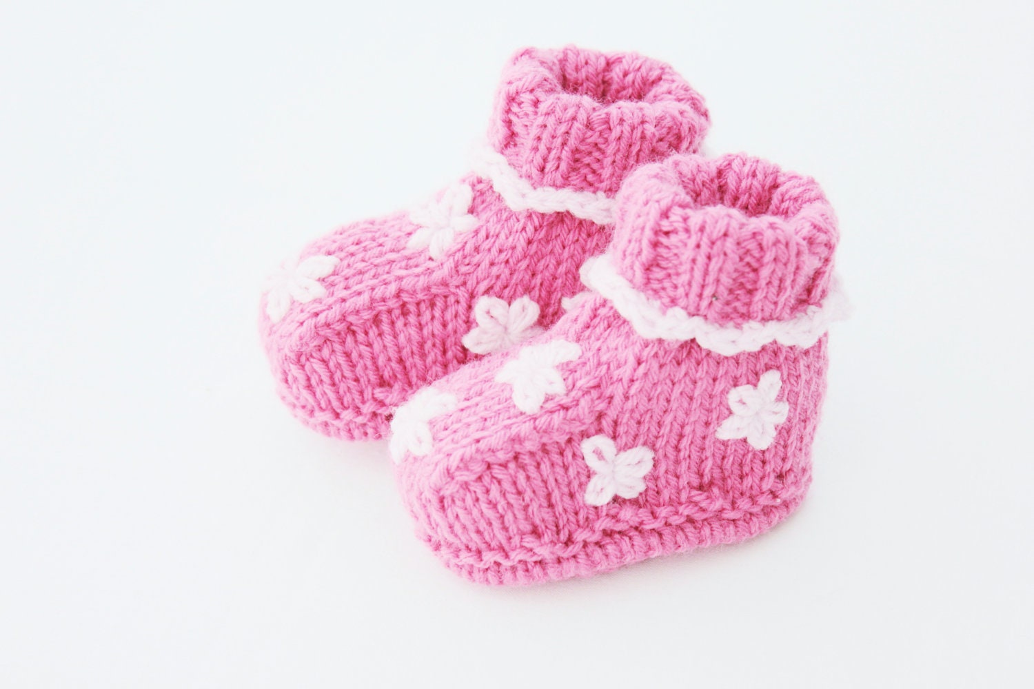 Baby booties - knitted baby shoes - pink baby girl booties