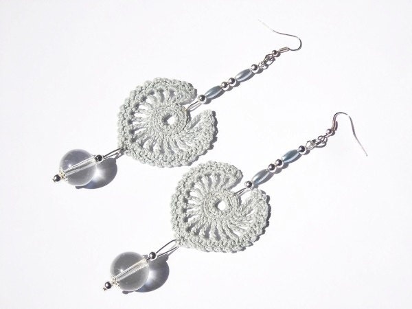 Crochet earrings with and glass beads, silver gray