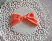 2pcs Cute Bow Flatback Cabochon (color 6)