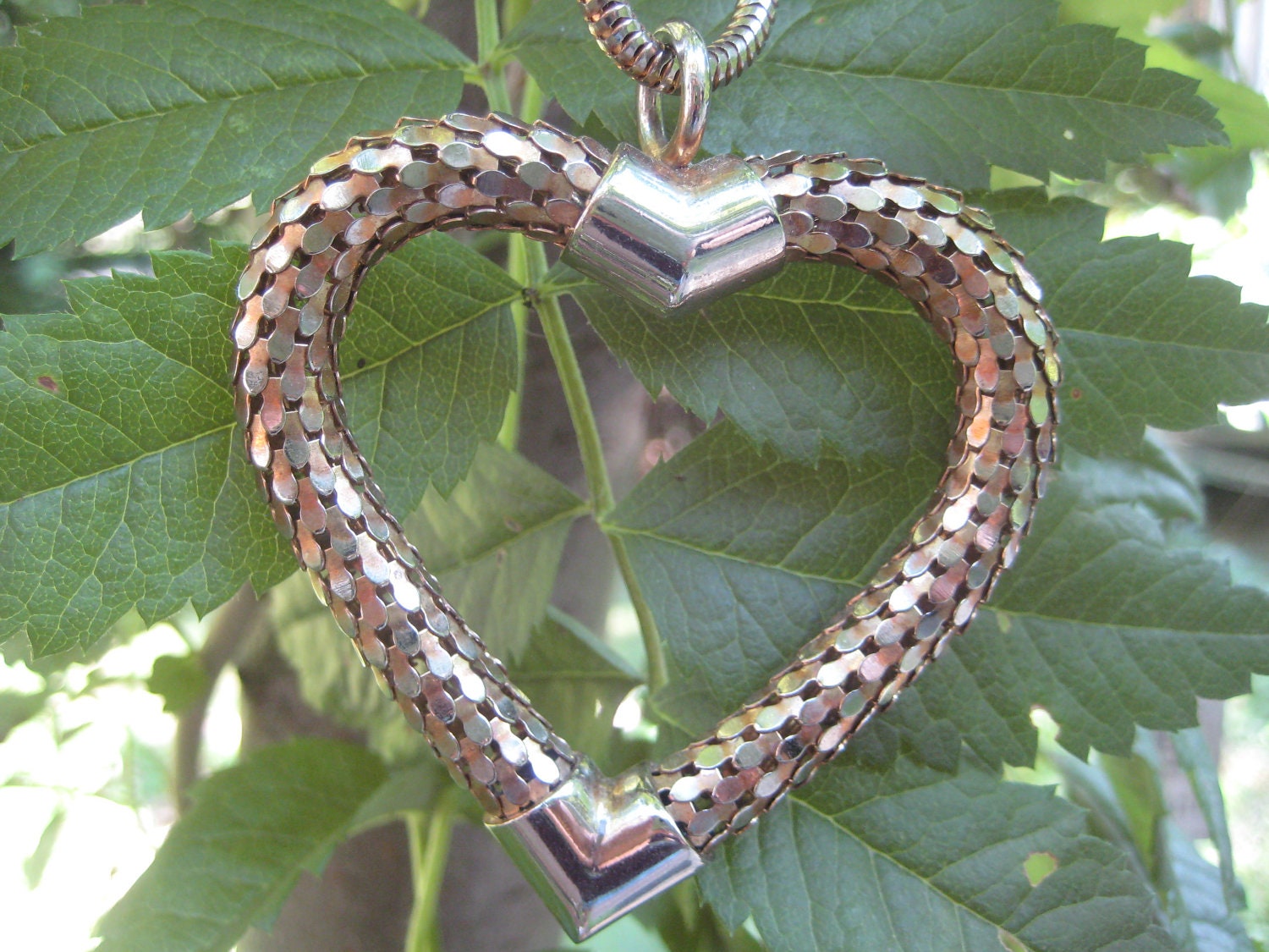 Vintage Gold Metal Heart-Shaped Necklace with Long Chain and Scaly Texture/ Valentines Day