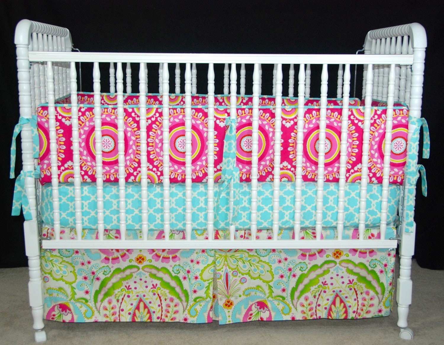 Crib bedding in Kumari Garden