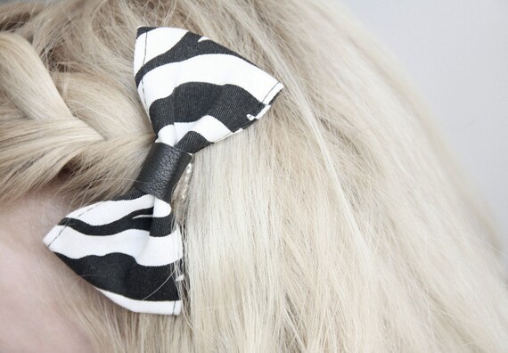 Zebra Alligator clip bow