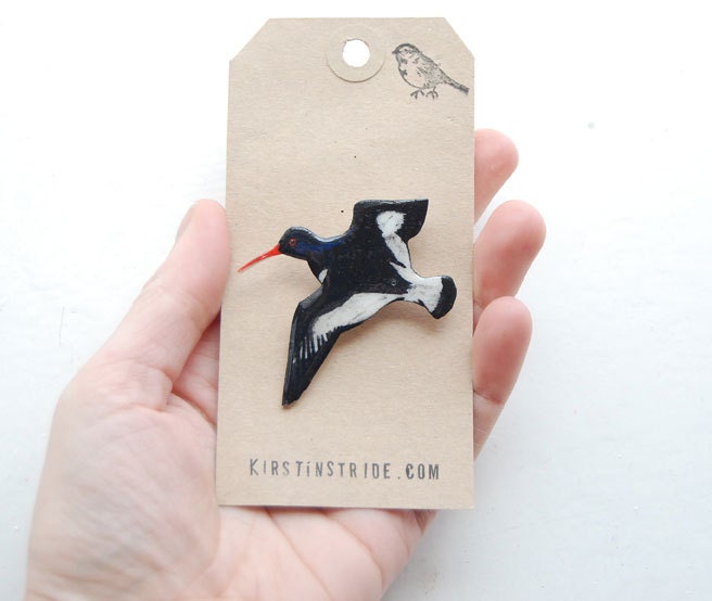 Oyster catcher brooch
