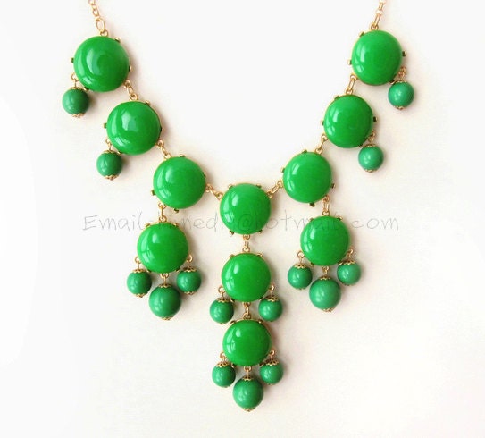 Emerald Green - Big Size Smooth Bubble Statement Necklace - Gold Tone