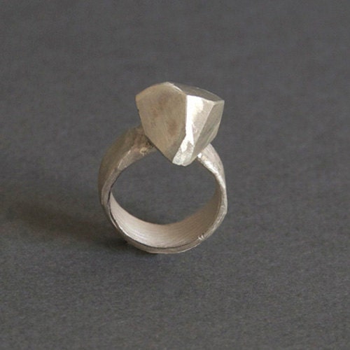 Heavy Crystal Ring (Small)
