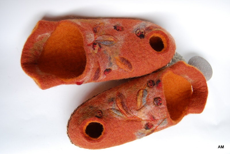 felted slippers for women "ladybird"- handmade-gift for her-big size - AMdreAM