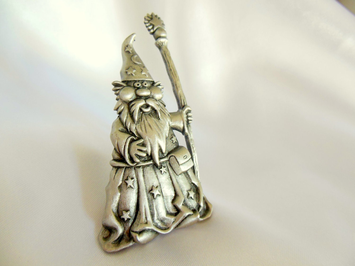 Vintage Wizard Brooch by JJ in Pewter