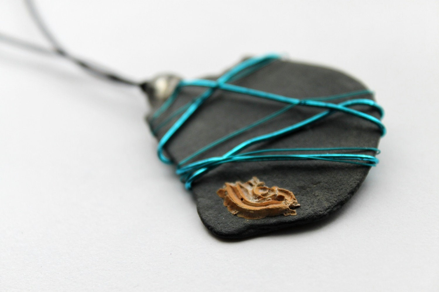 Coastline Necklace with Flat Stone