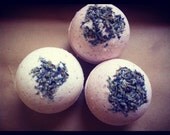 lavender and vanilla milk bath bombs - Amebella