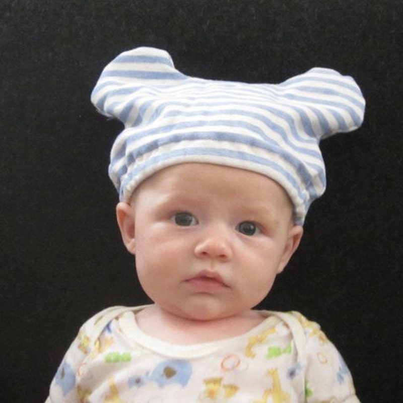 BABY BEANIE 0-6 Months (listing two)