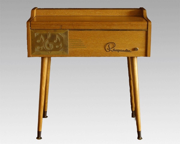 Rhapsodic Tabletop Chord Organ by Kawai (with removable legs)