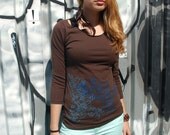 Womens silkscreen tshirt, brown with double deco abstract design, 3/4 sleeve shirt for women S-XL