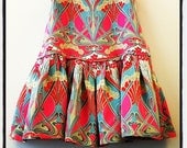 thea : size six only