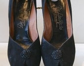 40s Shoes // Vintage 1940s Femme Fatale Peep-Toe Pumps 10M