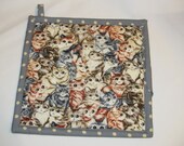 Kitten Pot holder: Insulbrite Quilted Potholder, Cats gray tabby polka dots, Ready to ship