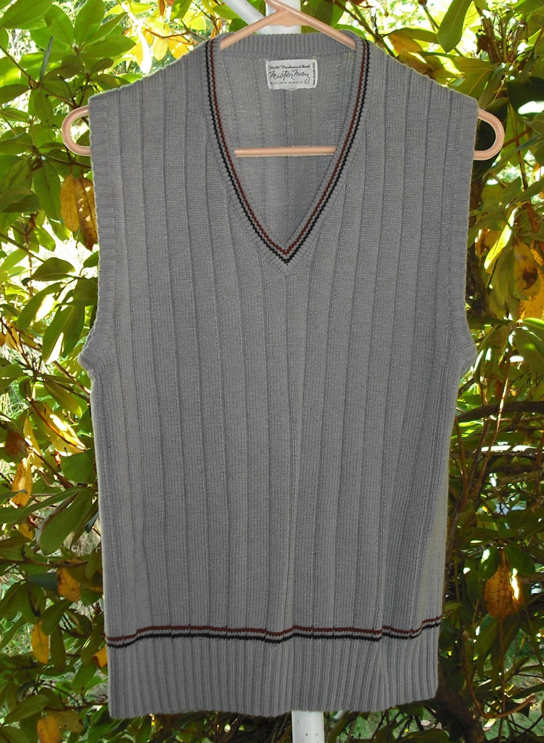 Men's Dress Casual Sweater Vest Gray Red Black Pullover Acrylic Vintage Retro Fashion Clothing Upcycle Recycle - J