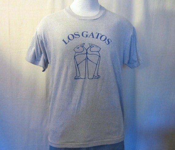 Vintage Soft 80s LOS GATOS CATS Graphic Screen Stars Medium Large 50/50 Amazing T-Shirt