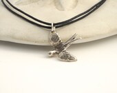 FLYING BIRD NECKLACE by Cheydrea