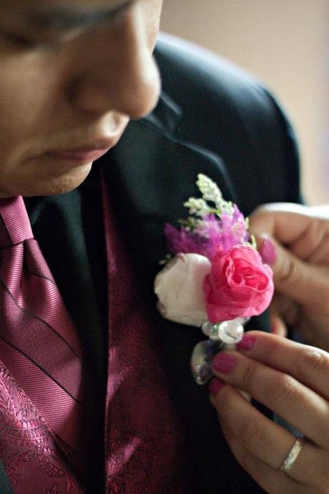Custom fabric flower boutonnieres for weddings, proms - handmade ooak bouts