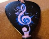 Guitar Pick Bracelet - Purple Treble Clef