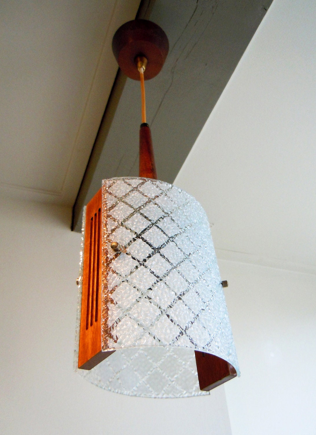 Wonderful 1960s textured glass pendant lamp with teak frame