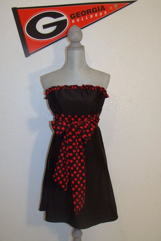 UGA gameday dress perfect for GA FL game Black and red dots for University of Georgia Bulldog Game day