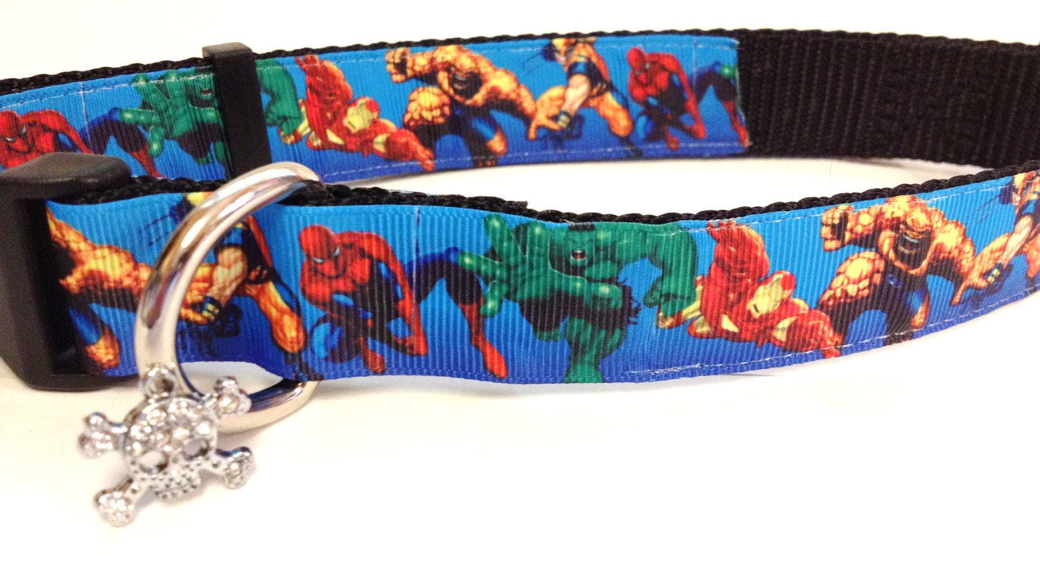 SALE-Dog Collar Super Hero - Large Dog -- Free Charm