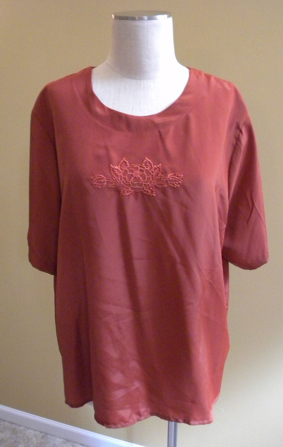 1980s Silky Rust Square Blouse w/ Floral Embroidery Plus Size 2XL