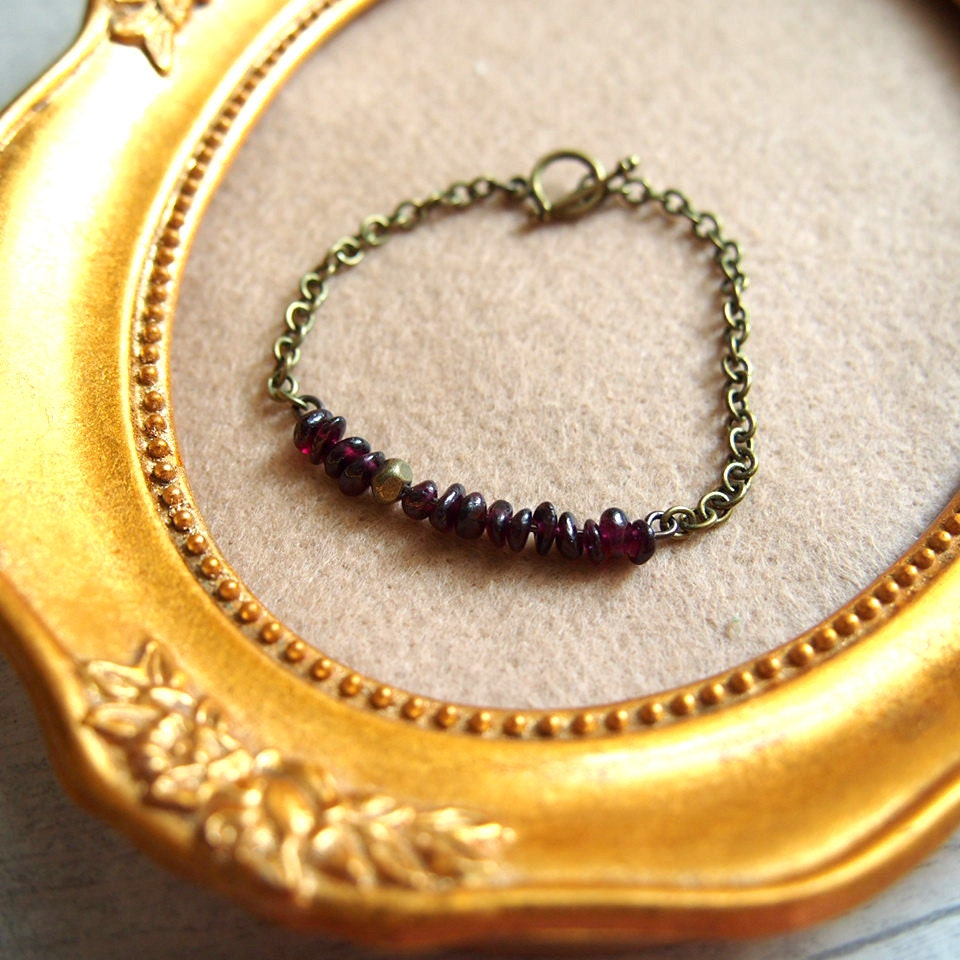Garnet nugget bracelet Rustic red. January Birthstone. BL05