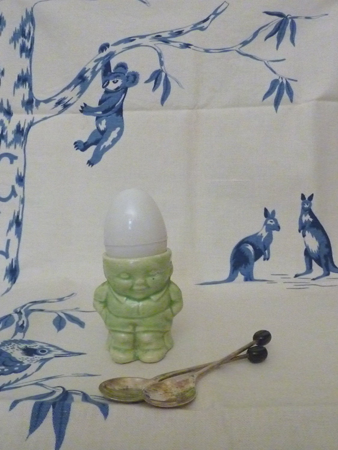 Antique Vintage Shabby Chic Retro Rare 1920s Collectable Green Egg Cup