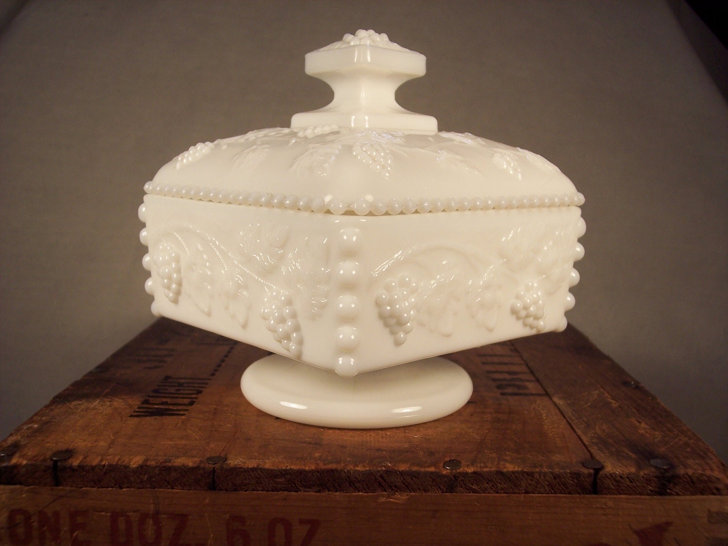 Westmoreland Milk Glass Candy Dish Bowl Beaded Grape Pattern