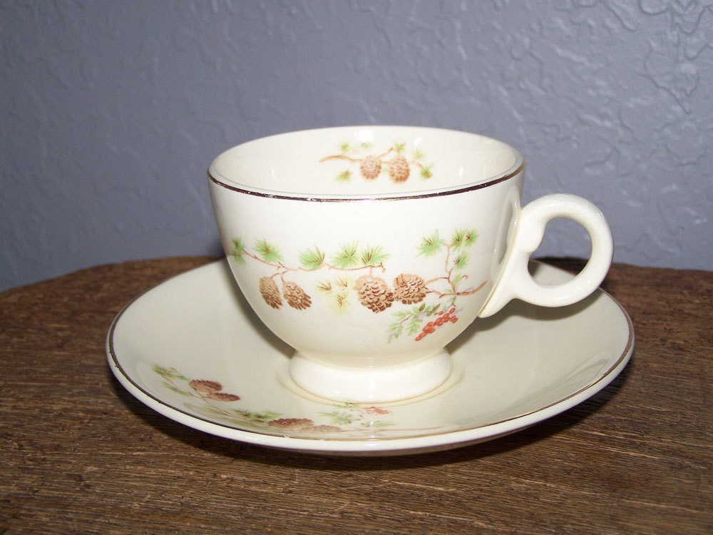 Vintage 1950s Pine Cone Print Teacup and Saucer