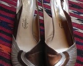 1970s Vintage leather brown shoes with heels - patent detail by Alende Mayfair Size: UK 7 / EU 40 / US 9.