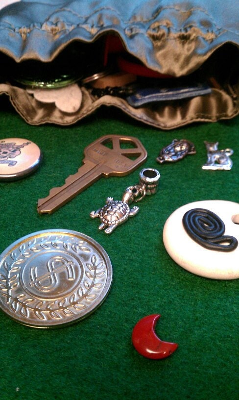 DIY Divination - Junk Oracle