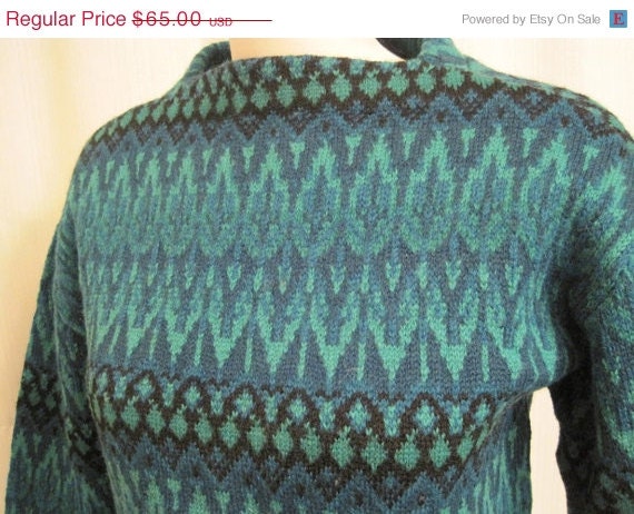 ON SALE Vintage Swedish Wool Ski Sweater Green Chevron Pattern - retrothreads
