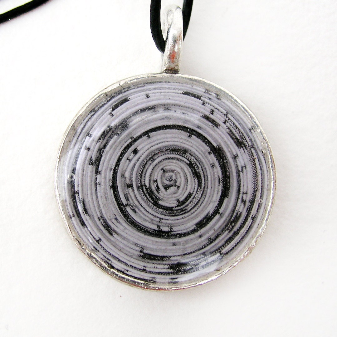 Sheet Music Spiral Stratum Necklace