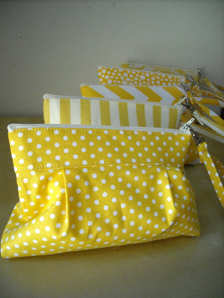 CUSTOM WEDDING POUCES - Square Zipper Pouch with Clip