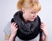 Chunky Cowl - Black and Grey