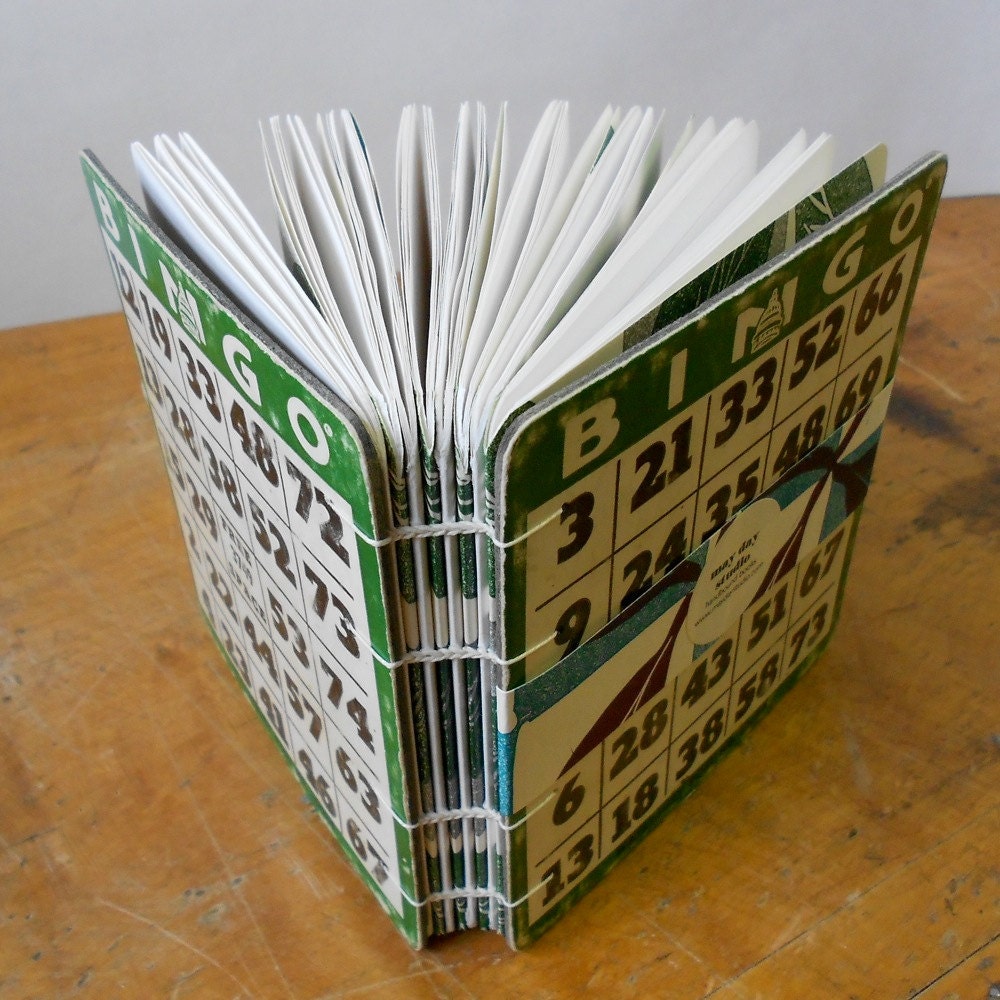 Retro Leaves BINGO Book (Forest/Charcoal)