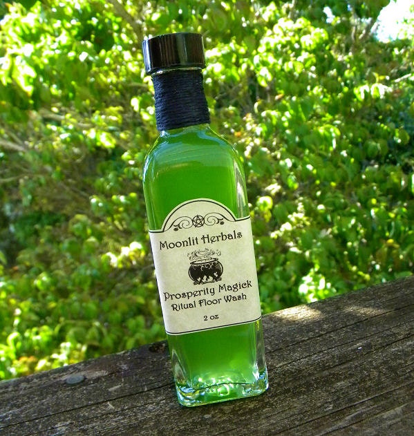 Prosperity Magick Ritual Floor Wash - Prosperity, Wealth, Abundance, Money Drawing, Pagan, Wiccan, Green Aventurine, Waxing Moon Water