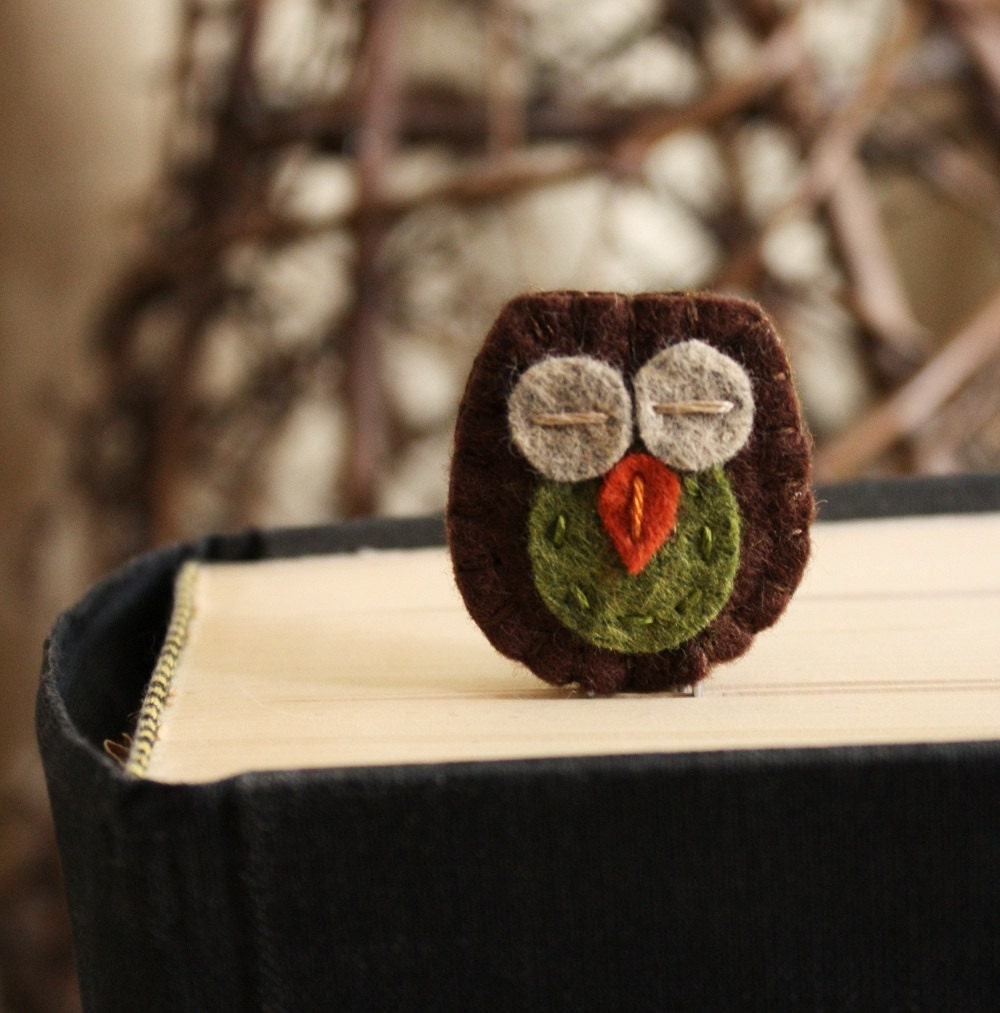 wool felt owl bookmark brown and green