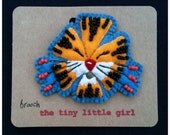 Alice in Wonderland Flower Brooch