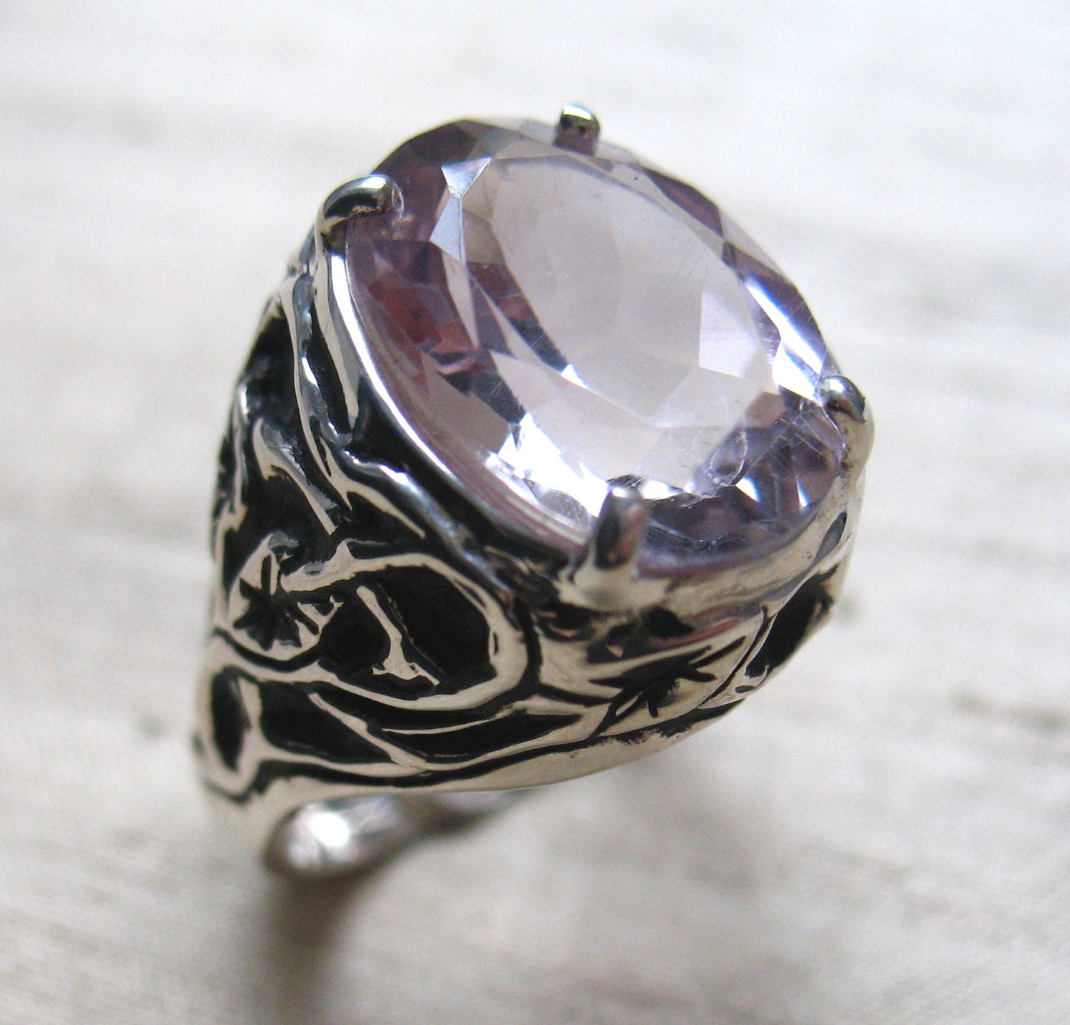 Tangled Vine Ring in Rose-de-France Amethyst and Sterling Silver